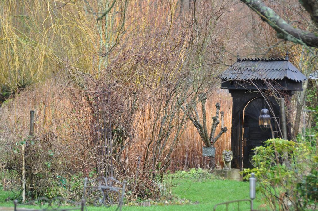 Chambres D'Hotes, Gites La Petite Madeleine La Madelaine-sous-Montreuil Экстерьер фото